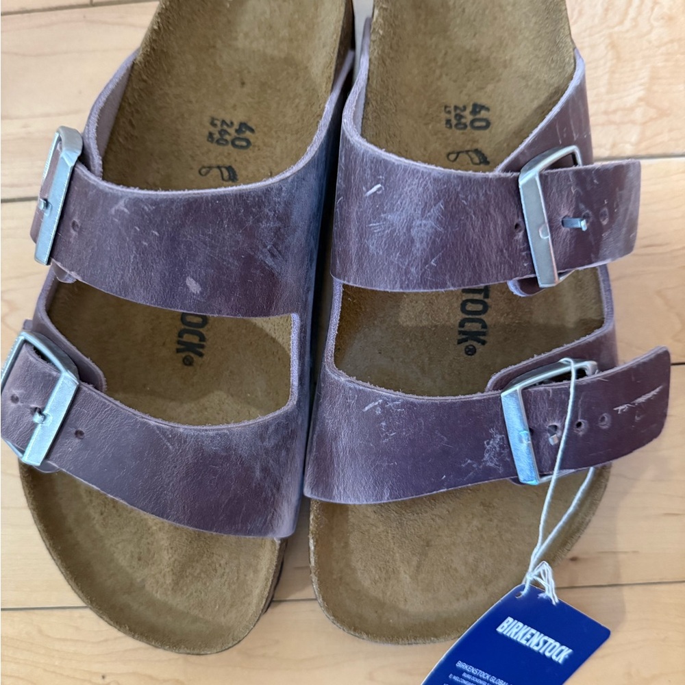 Purple Birkenstock size 40 never worn!